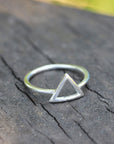 Modern Triangle Ring,sterling silver ring,Geometric ring,Minimalist jewelry,dainty ring,Modern Ring,Geometric ring