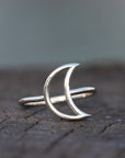 silver moon ring,925 Sterling Silver ring,Dainty moon ring,moon jewelry,Minimalist jewelry,