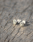 silver pine tree stud earrings,Evergreen Tree earrings,tiny tree earrings,dainty earrings,stud earrings,inspiration jewelry,woman earrings